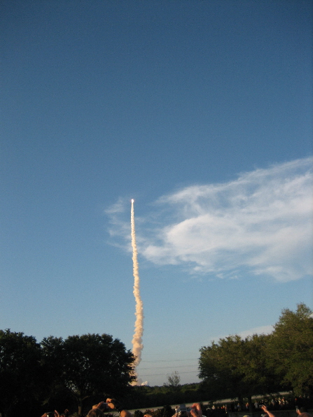 2007 - Shuttle Atlantis launch